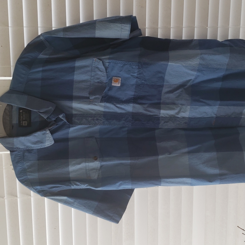 Carhartt  mens button down short sleeve shirt,  mens 2XL